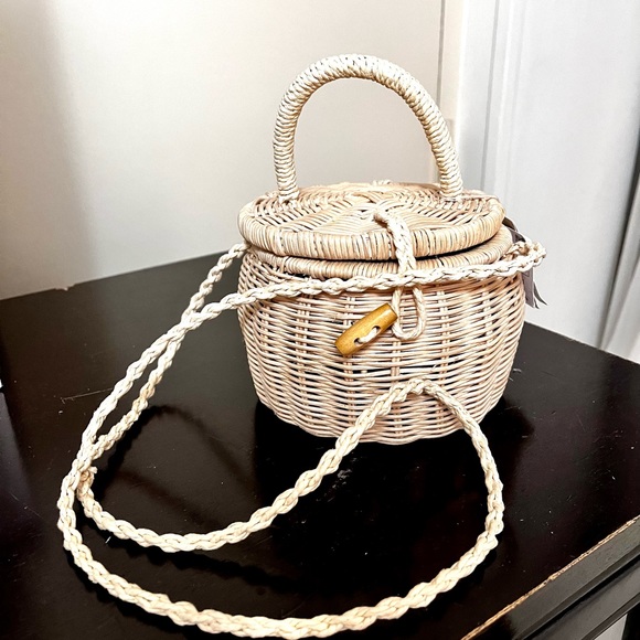 ZARA Wicker Purse - Picture 2 of 5